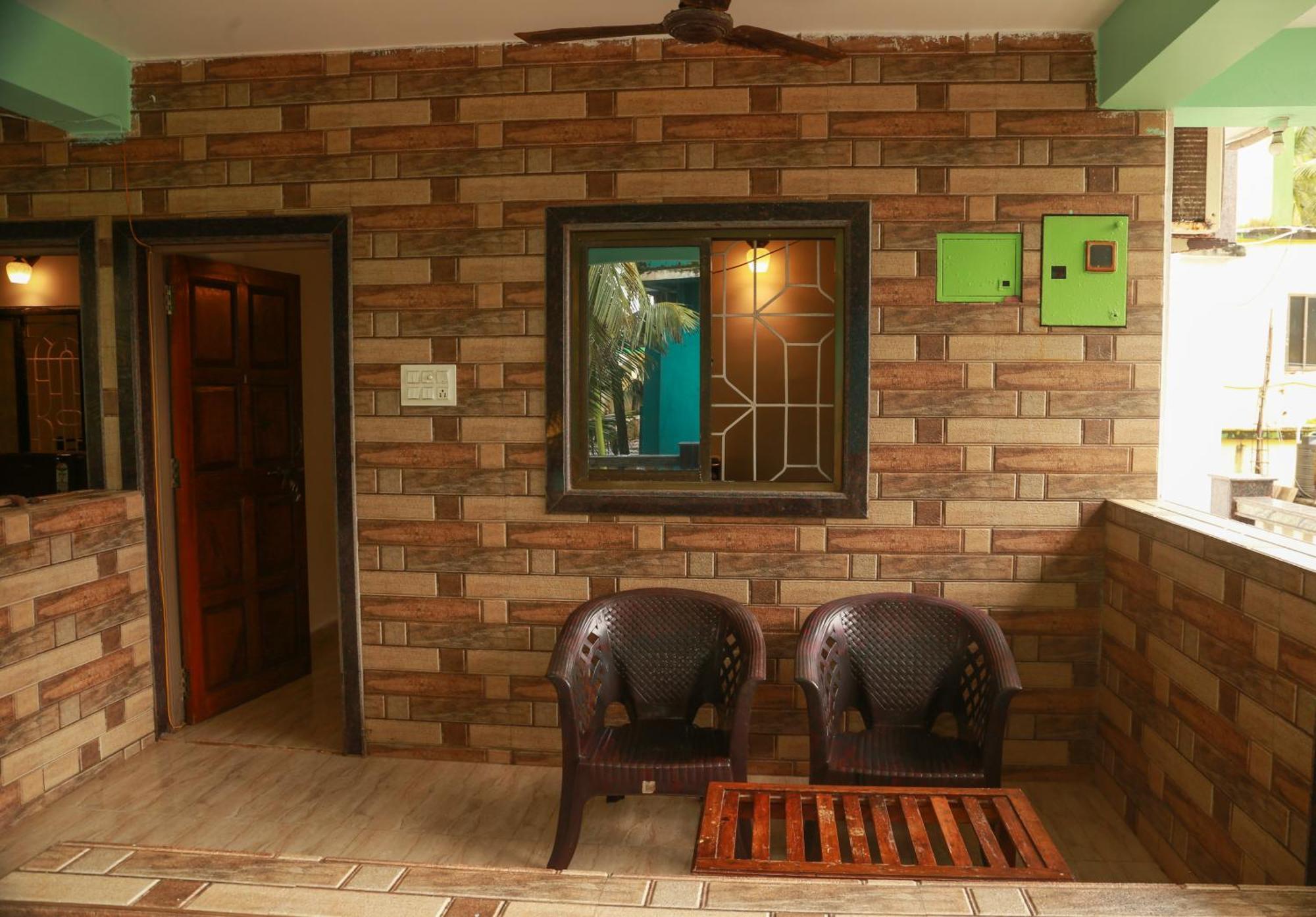 Kumbaya Beachside Hostel & Apartments At Arambol Beach Exteriör bild